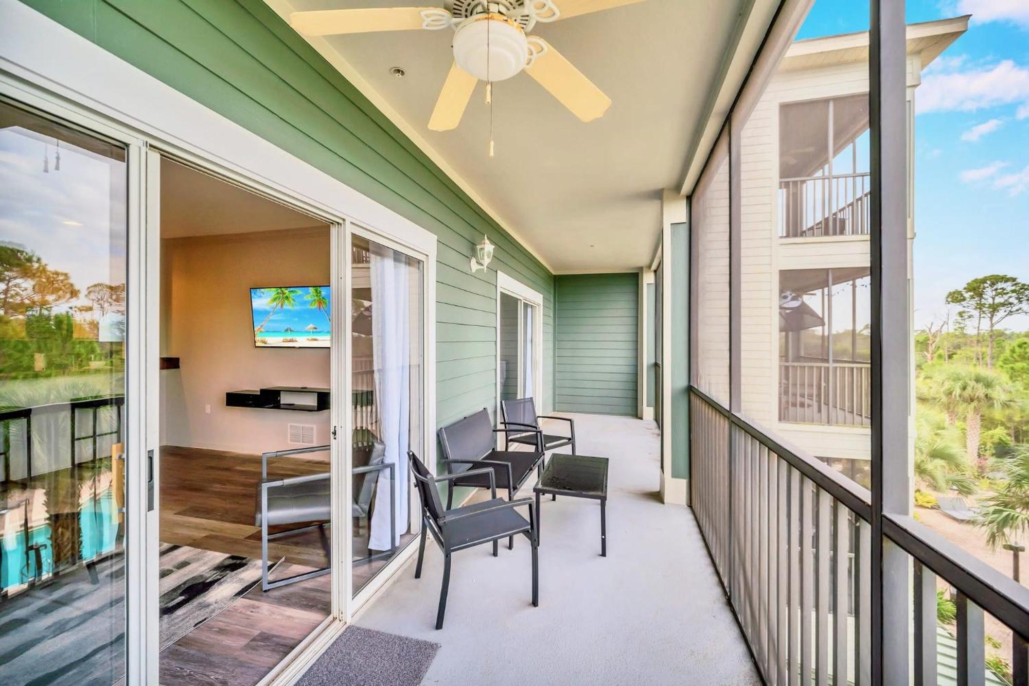 Bright 2br With Pool And Hot Tub - Near Disney! Hébergement de vacances Orlando
